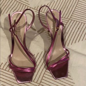 NEVER WORN Schutz metallic pink heels